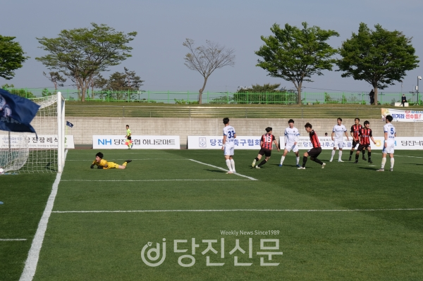 김경연 선수의 슛이 상대방 골대로 들어가면서 승리를 결정지었다.