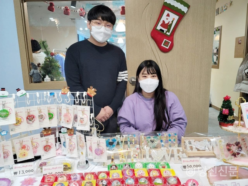 아트블라썸 프리마켓에 참여한 셀러(작가)들. ⓒ당진신문 김정아 시민기자