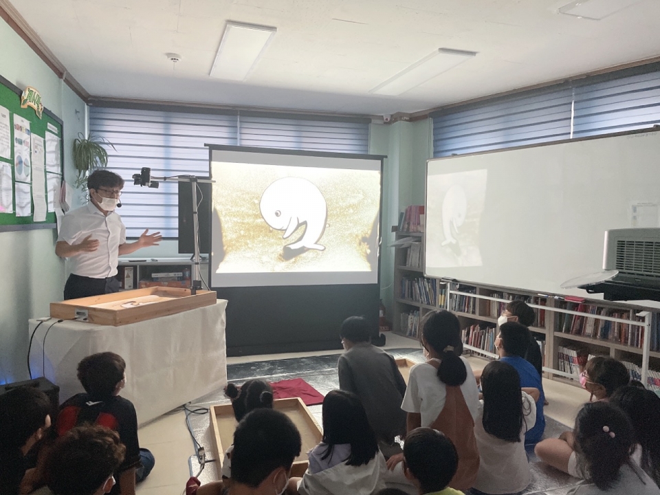 당진시립중앙도서관은 국립어린이청소년도서관이 주최하고 한국도서관문화진흥원에서 주관하는 2022년 ‘도서관과 함께 책 읽기’ 공모사업을 성황리에 마무리했다고 밝혔다. ⓒ당진시청 제공