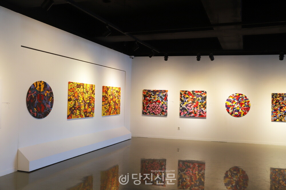 김야천 작가의 ‘괄호 안의 백과사전’ 展이 다원갤러리에서 오는 2월 29일까지 개최된다. ⓒ지나영