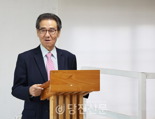 류경근 사회복지학박사가 ‘추사 김정희 천재였을 뿐인가’를 주제로 발표했다. ⓒ조혜미