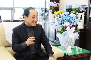 "당진시 기업들 고충 녹여내는 든든한 가교 될 것" - 뉴스 썸네일 이미지